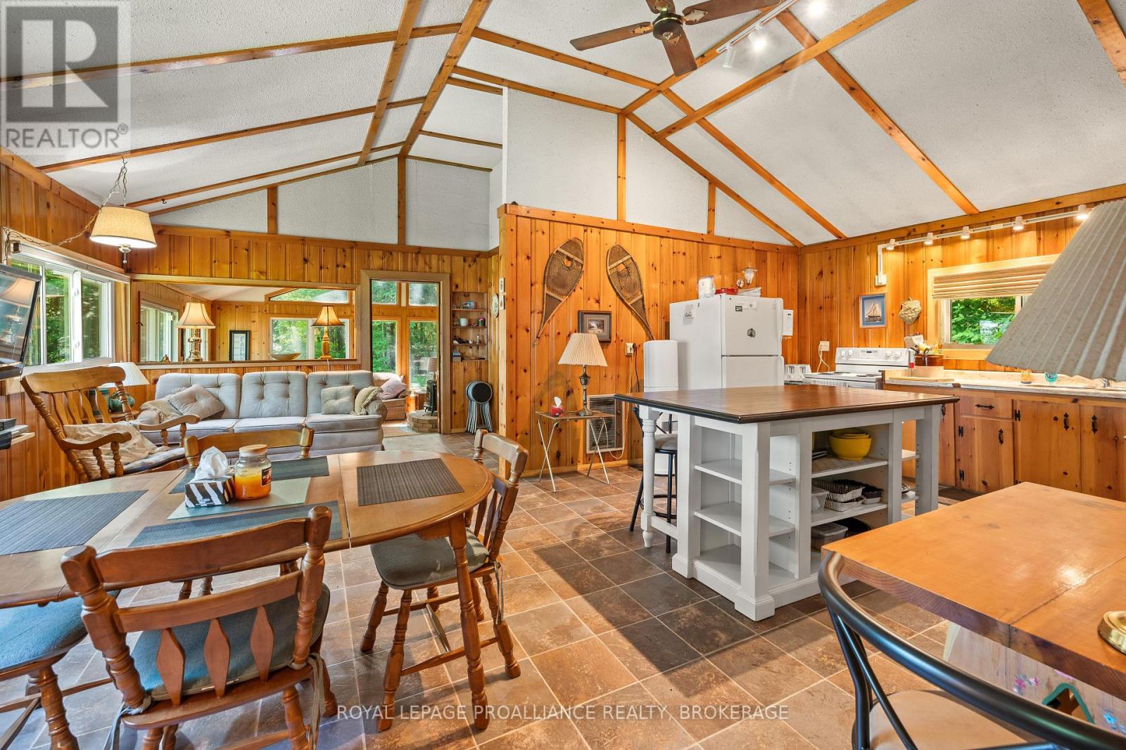 1057 Marble Lake Road, Frontenac, Ontario  K0H 1K0 - Photo 21 - X12447154