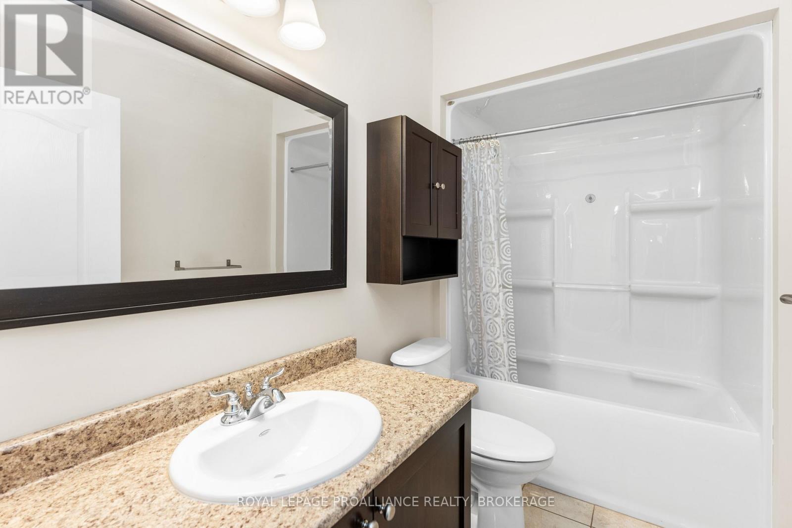 1105 Crossfield Avenue, Kingston, Ontario  K7P 0G7 - Photo 10 - X12447196