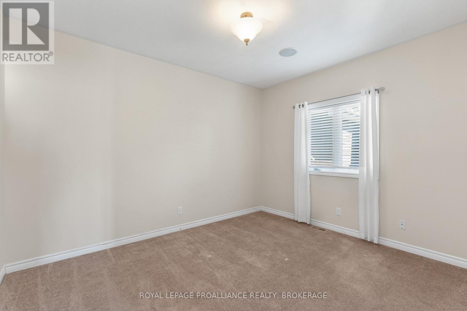 1105 Crossfield Avenue, Kingston, Ontario  K7P 0G7 - Photo 18 - X12447196