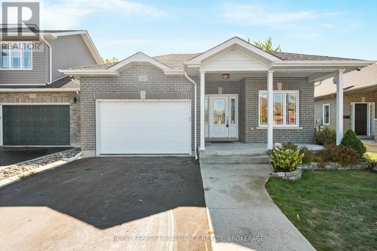 1105 Crossfield Avenue, Kingston, Ontario  K7P 0G7 - Photo 2 - X12447196