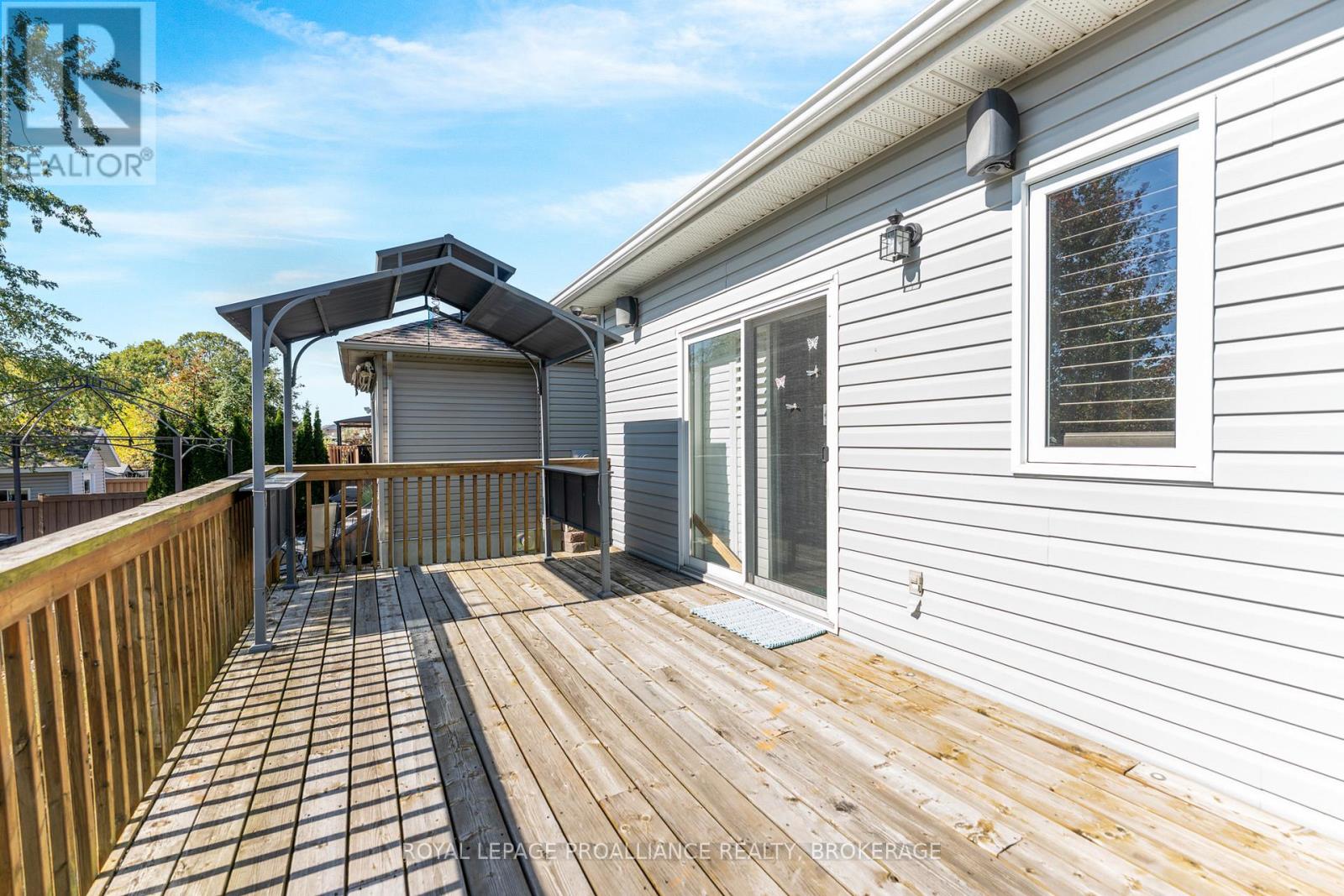 1105 Crossfield Avenue, Kingston, Ontario  K7P 0G7 - Photo 32 - X12447196