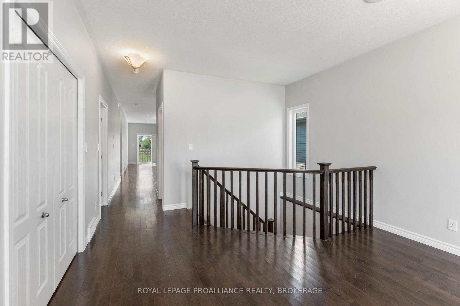1105 Crossfield Avenue, Kingston, Ontario  K7P 0G7 - Photo 6 - X12447196