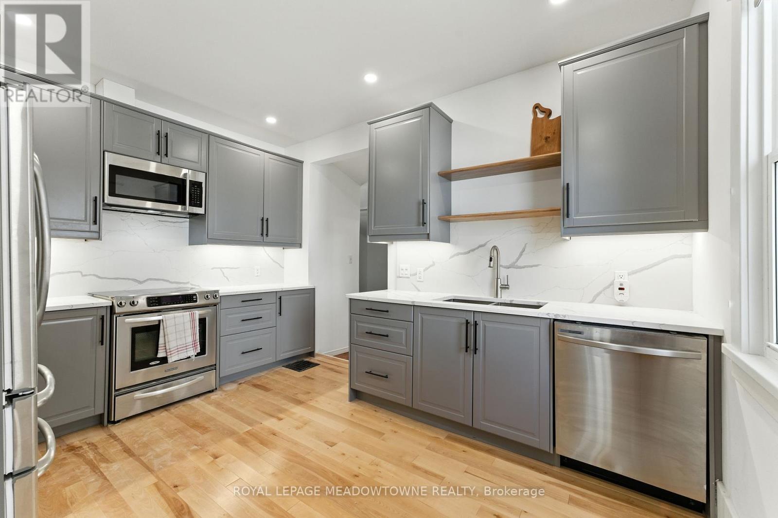 15 Church Street E, Norfolk (Waterford), Ontario  N0E 1Y0 - Photo 19 - X12446787