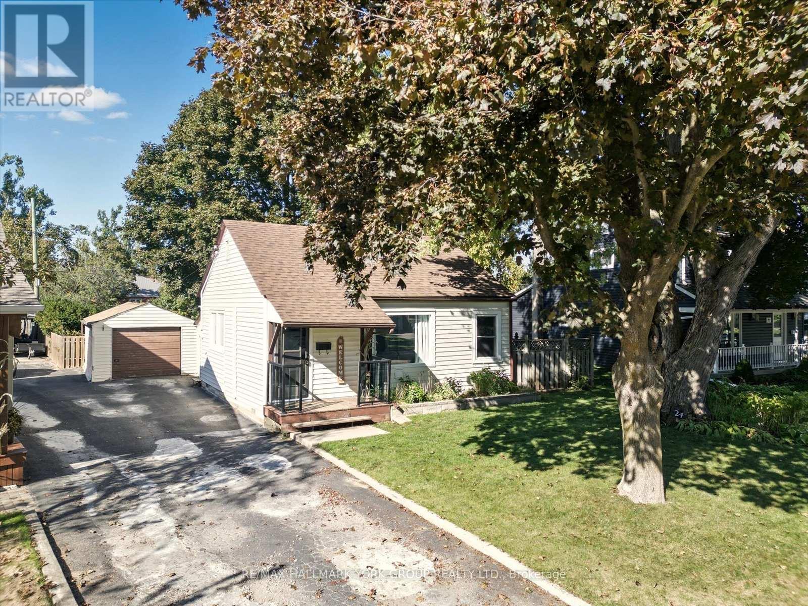 24 Churchill Crescent, Kawartha Lakes (Lindsay), Ontario  K9V 3Y6 - Photo 1 - X12446832