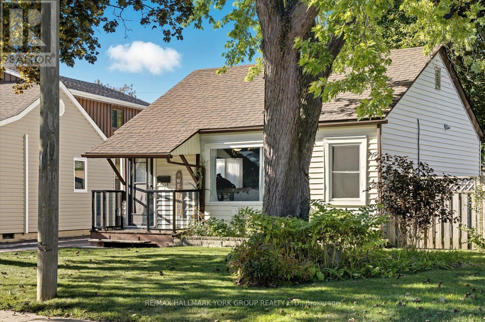 24 Churchill Crescent, Kawartha Lakes (Lindsay), Ontario  K9V 3Y6 - Photo 8 - X12446832