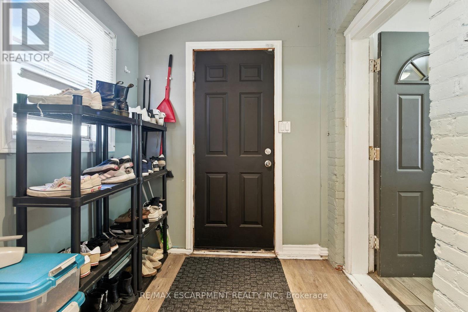 487 Catharine Street N, Hamilton (North End), Ontario  L8L 4V1 - Photo 13 - X12446853