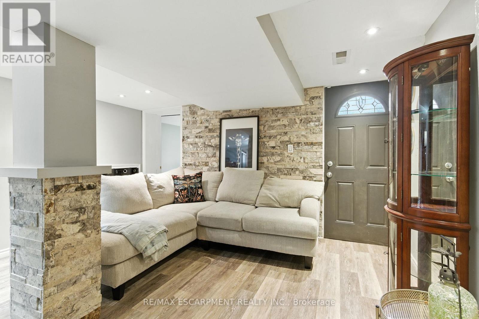 487 Catharine Street N, Hamilton (North End), Ontario  L8L 4V1 - Photo 24 - X12446853