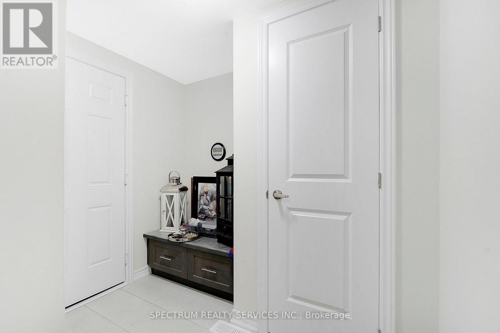 52 Granka Street, Brantford, Ontario  N3T 0X5 - Photo 18 - X12446856