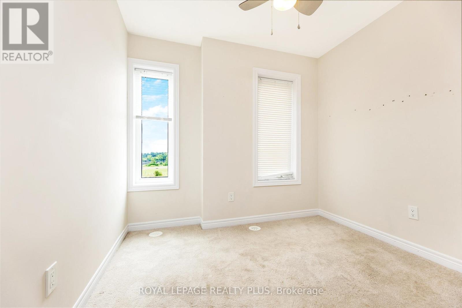 1 - 120 Watson Parkway N, Guelph (Grange Road), Ontario  N1E 0P6 - Photo 24 - X12446909
