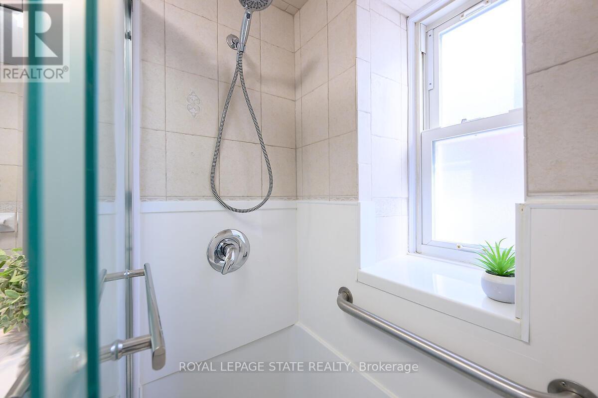107 - 9 Grant Boulevard, Hamilton (Dundas), Ontario  L9H 4L5 - Photo 23 - X12446947