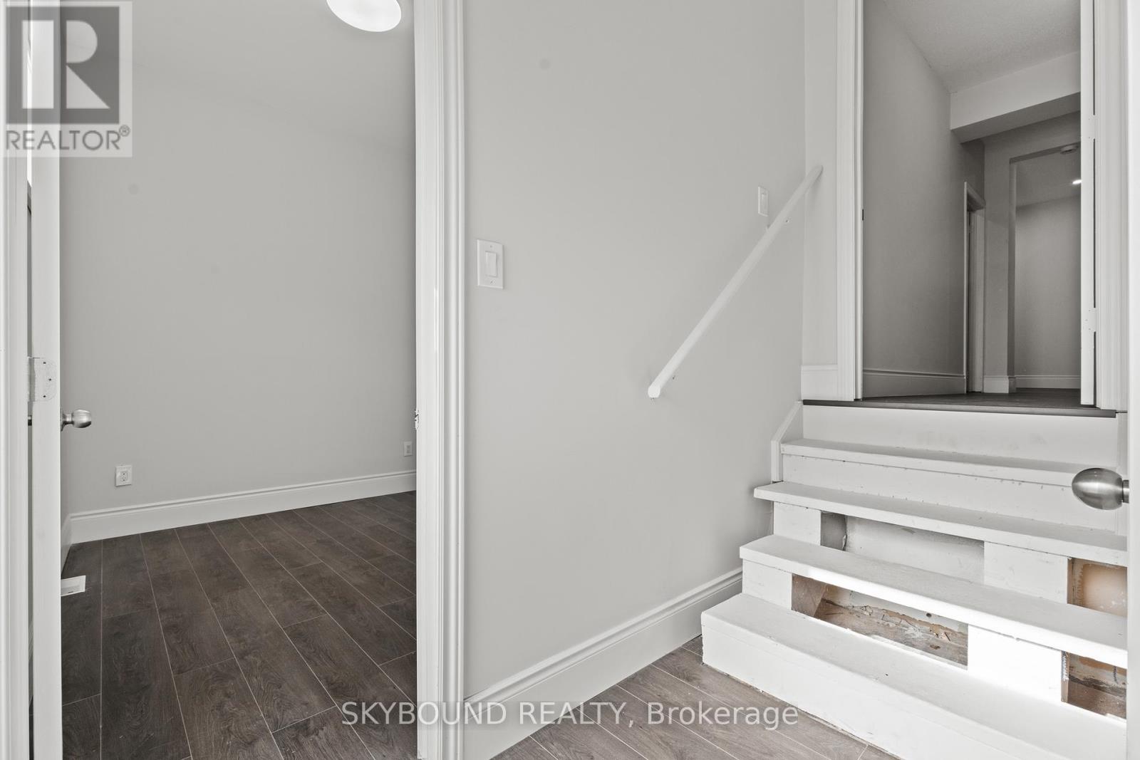 65 Colborne St West Street W, Brant (Brantford Twp), Ontario  N3T 1K6 - Photo 3 - X12446953
