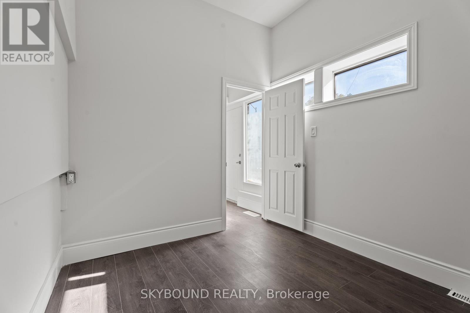 65 Colborne St West Street W, Brant (Brantford Twp), Ontario  N3T 1K6 - Photo 4 - X12446953