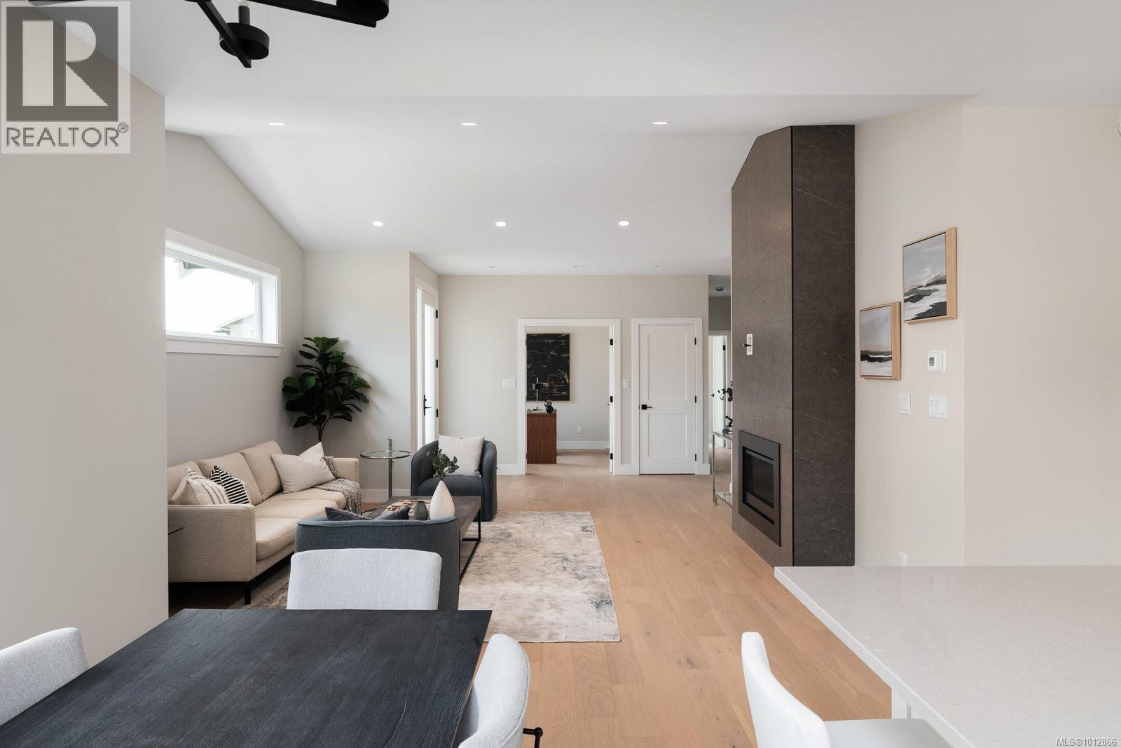 9556 Northlawn Terr, Sidney, British Columbia  V8L 1R8 - Photo 8 - 1012866