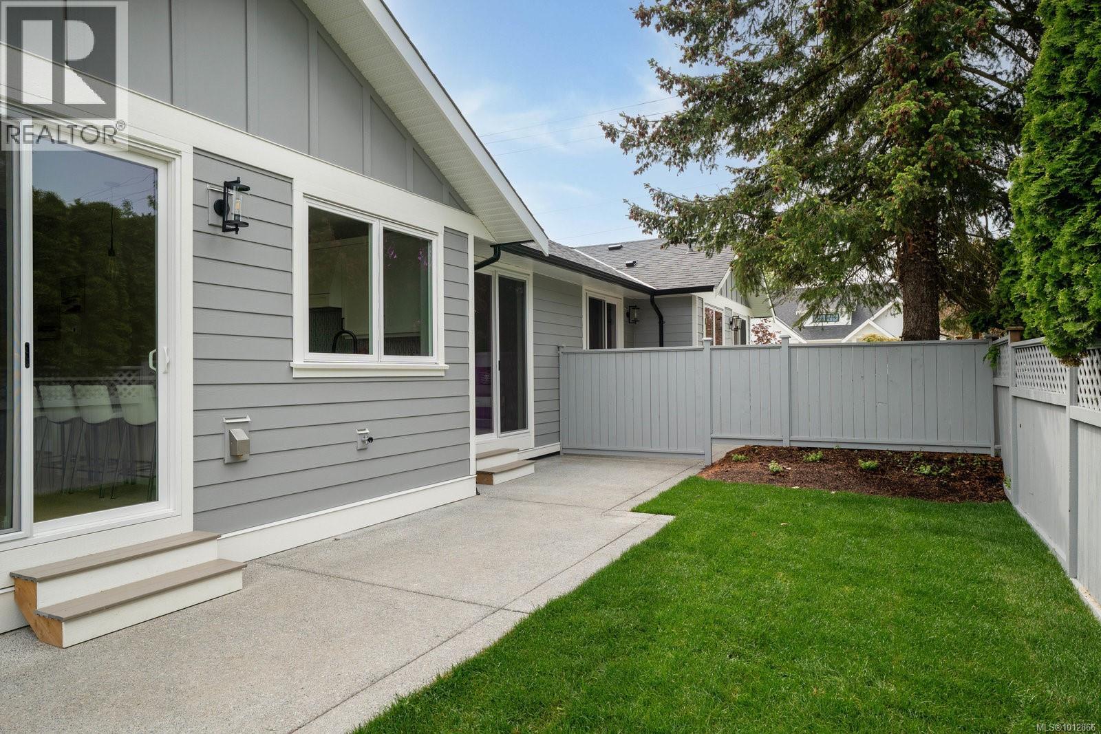 9556 Northlawn Terr, Sidney, British Columbia  V8L 1R8 - Photo 23 - 1012866