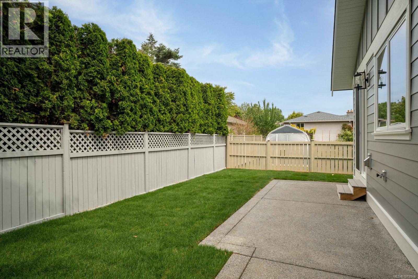 9556 Northlawn Terr, Sidney, British Columbia  V8L 1R8 - Photo 24 - 1012866