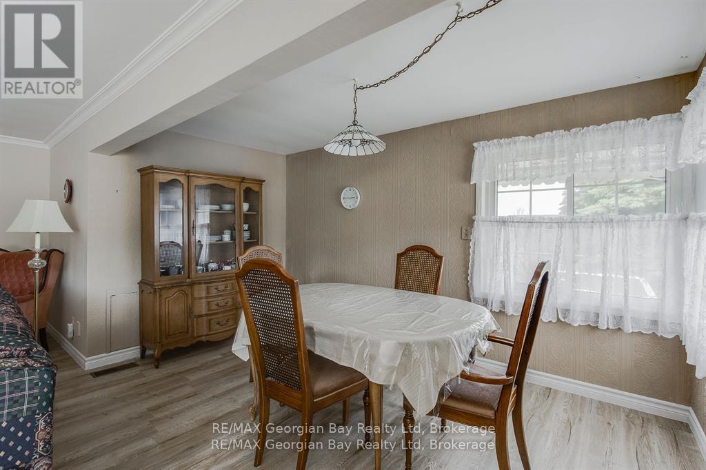 586 Dominion Avenue, Midland, Ontario  L4R 1R3 - Photo 11 - S12447186