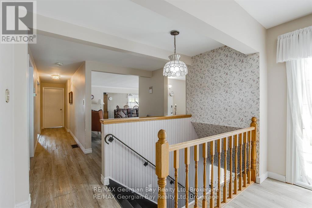 586 Dominion Avenue, Midland, Ontario  L4R 1R3 - Photo 15 - S12447186