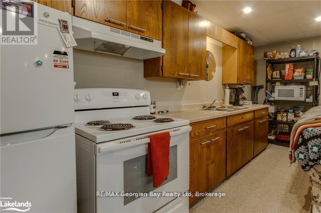 586 Dominion Avenue, Midland, Ontario  L4R 1R3 - Photo 35 - S12447186