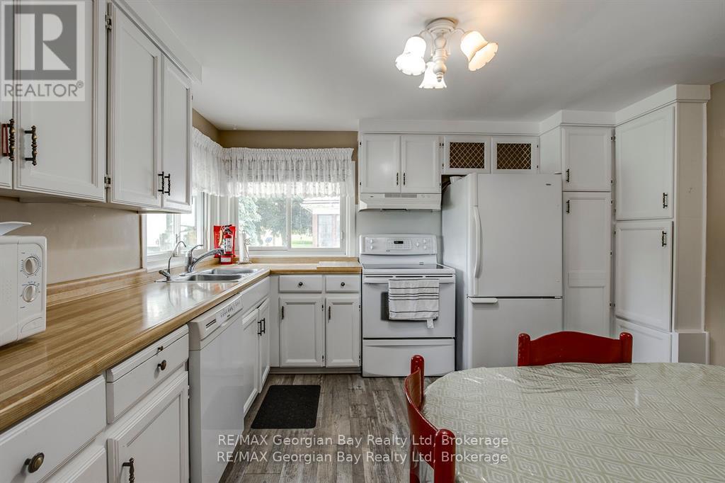 586 Dominion Avenue, Midland, Ontario  L4R 1R3 - Photo 8 - S12447186