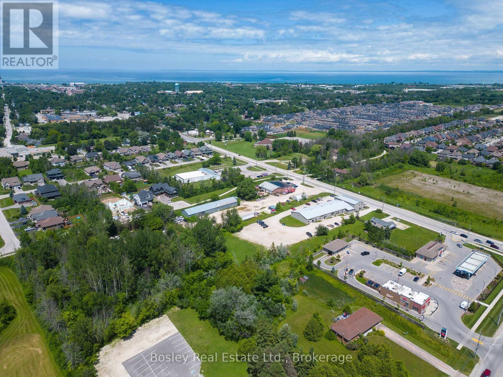 864 Hurontario Street, Collingwood, Ontario  L9Y 0G7 - Photo 18 - S12447200