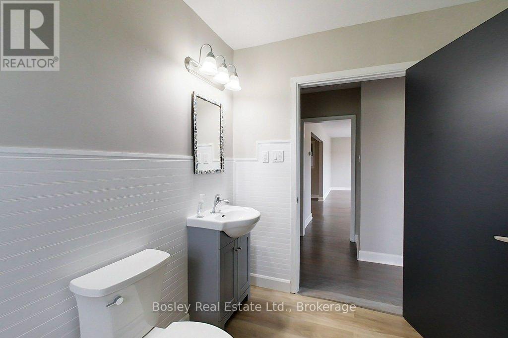 864 Hurontario Street, Collingwood, Ontario  L9Y 0G7 - Photo 37 - S12447200