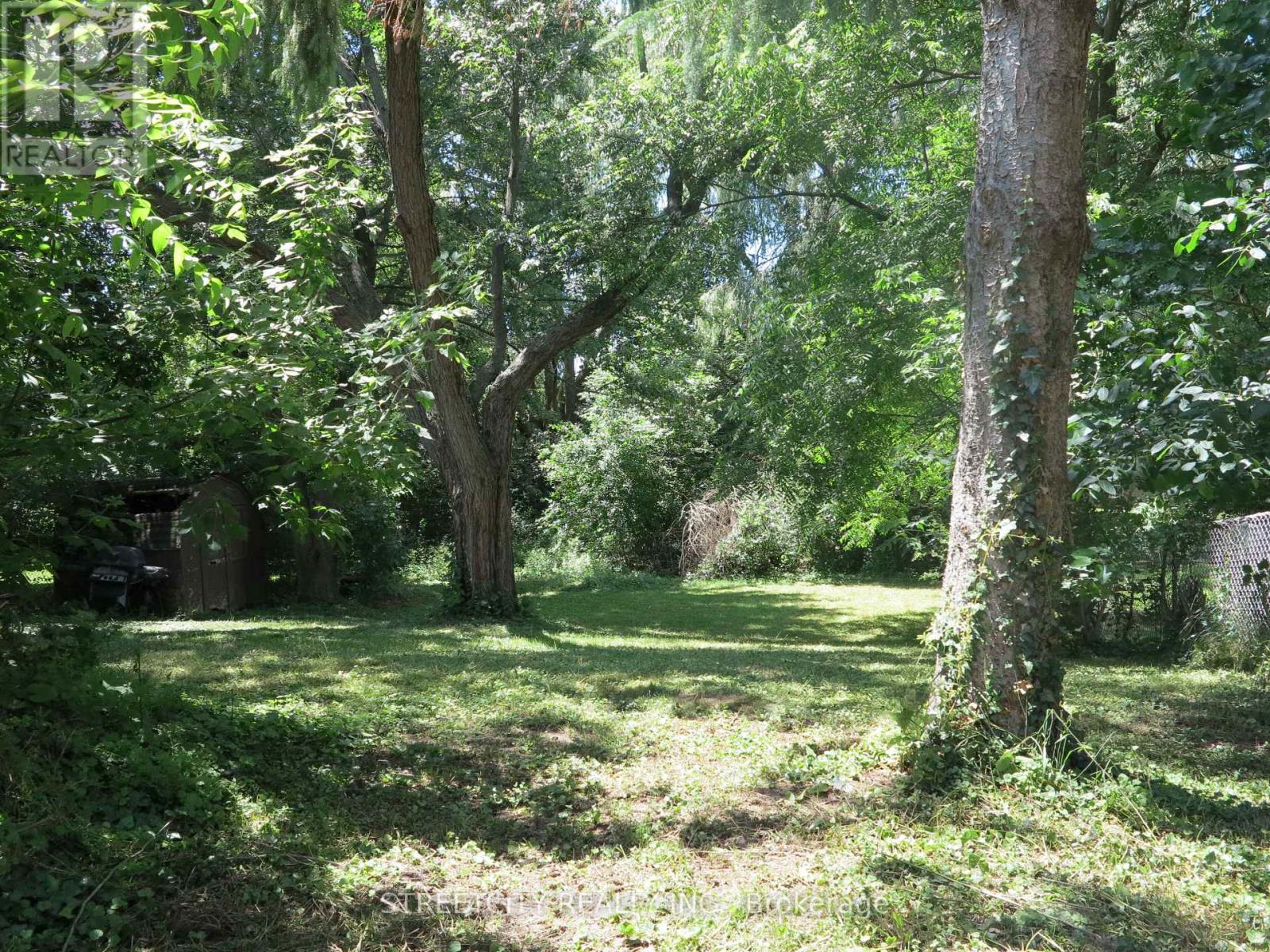 383 Castlegrove Close, London North, Ontario  N6G 3H3 - Photo 26 - X12447124