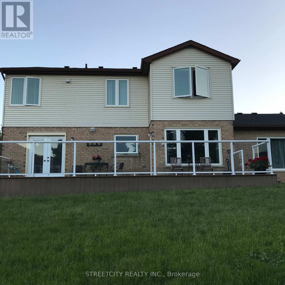 66 St Bees Close, London North (North A), Ontario  N6G 4C2 - Photo 29 - X12447167