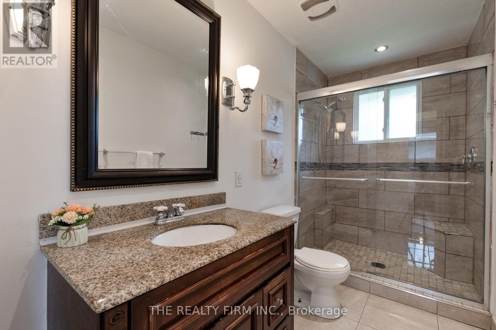 10 Stroud Crescent, London South (South X), Ontario  N6E 1Z6 - Photo 16 - X12447204
