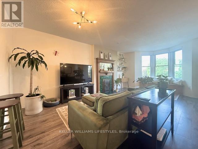 301 - 440 Wellington Street, London East, Ontario  N6A 3P2 - Photo 6 - X12447215