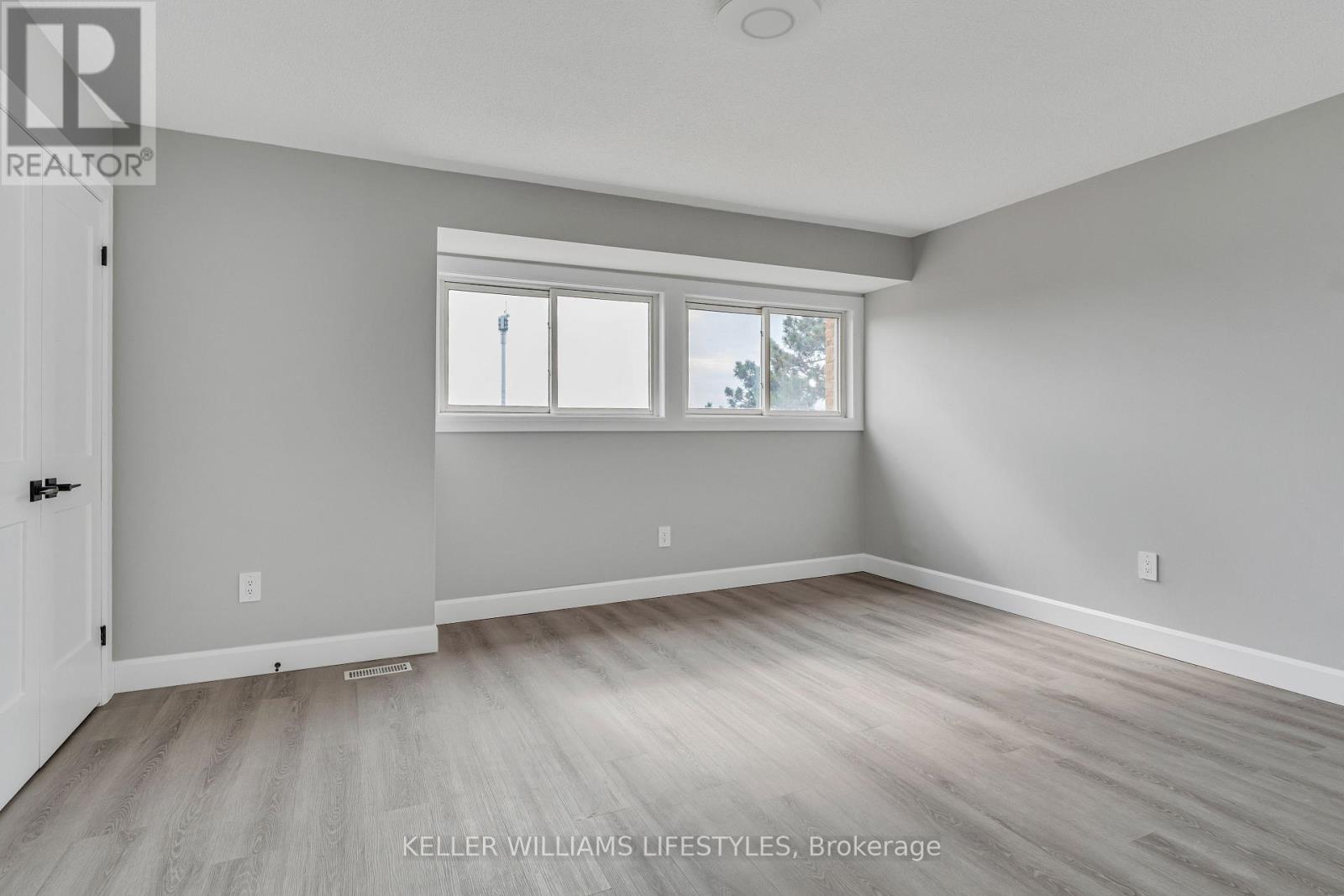 182 - 700 Osgoode Drive, London South, Ontario  N6E 2H1 - Photo 17 - X12447218
