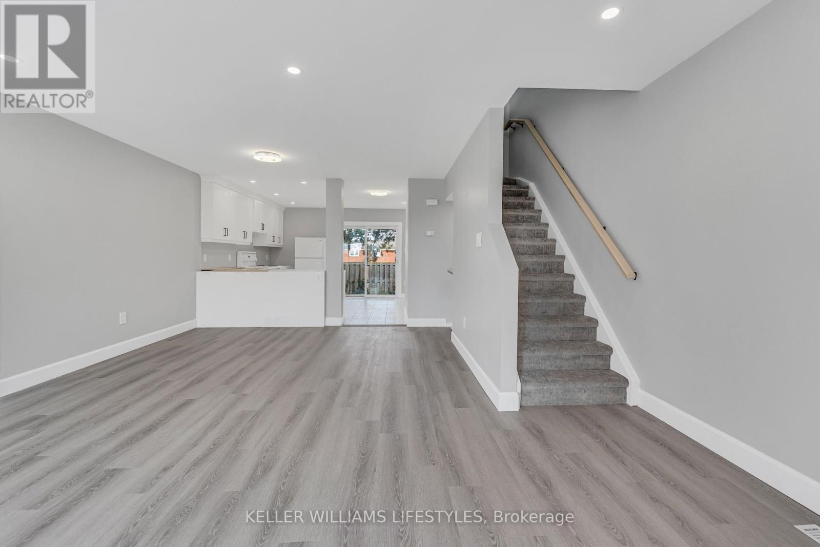 182 - 700 Osgoode Drive, London South, Ontario  N6E 2H1 - Photo 19 - X12447218