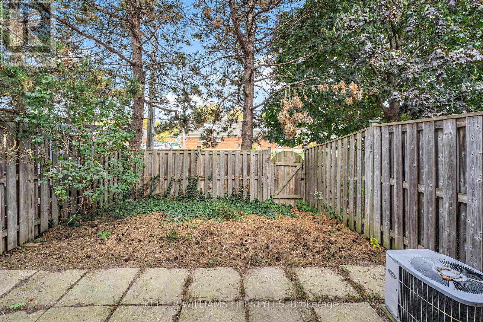 182 - 700 Osgoode Drive, London South, Ontario  N6E 2H1 - Photo 20 - X12447218