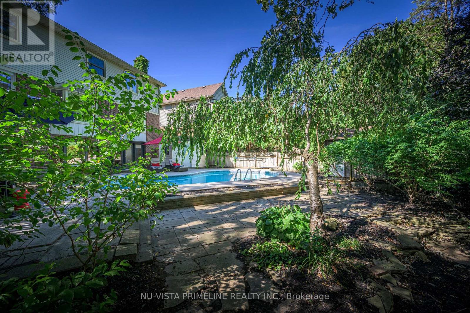 50 Meridene Crescent E, London North, Ontario  N5X 1G5 - Photo 17 - X12447229