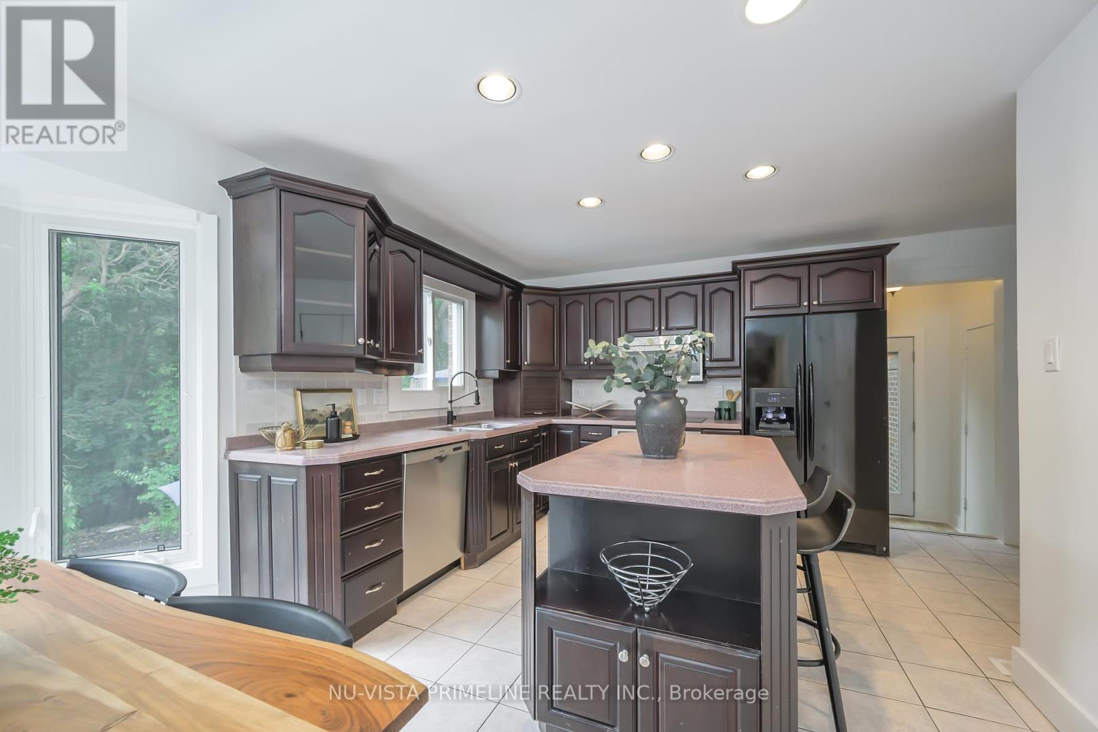 50 Meridene Crescent E, London North, Ontario  N5X 1G5 - Photo 28 - X12447229
