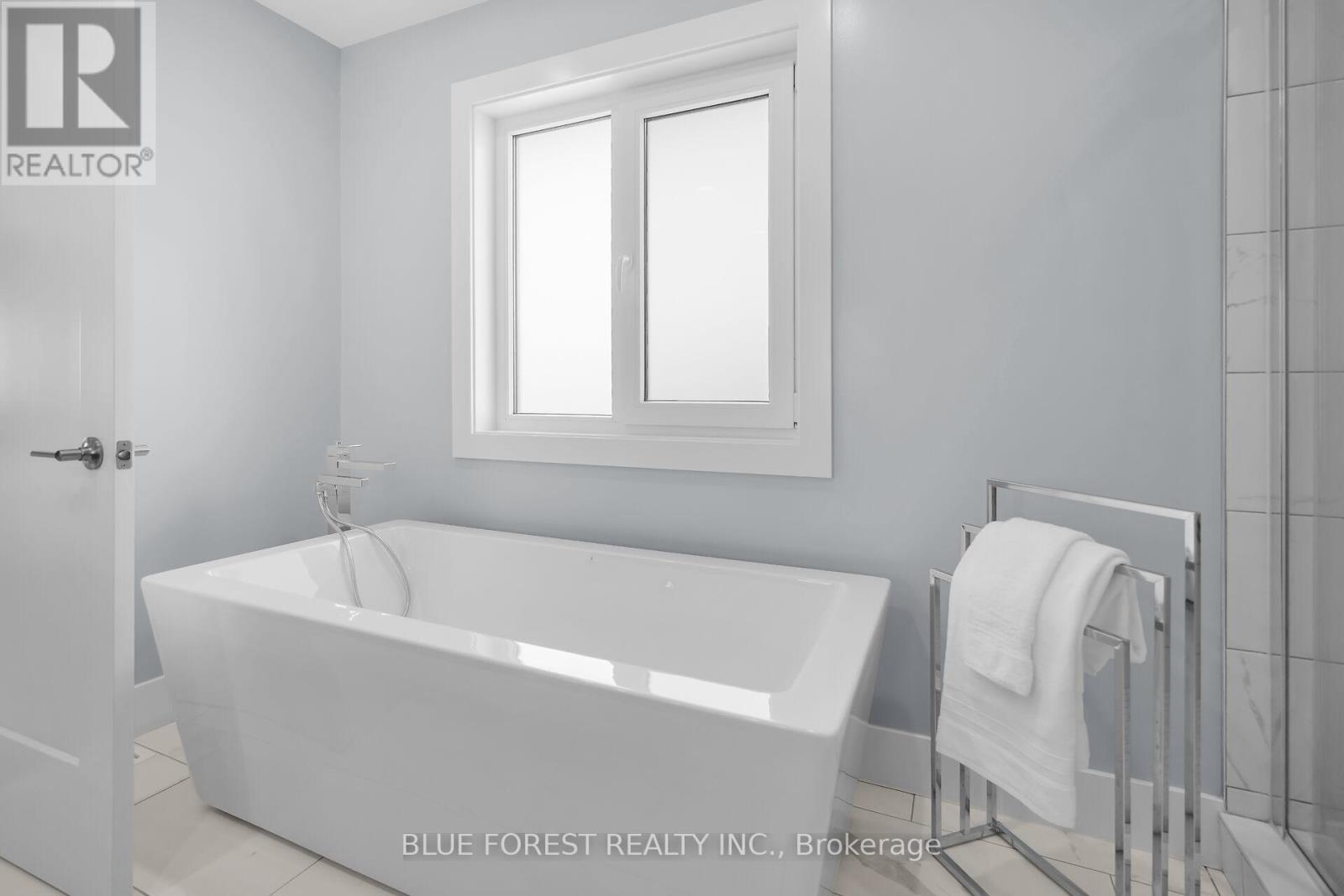 2190 Bakervilla Street, London South (South V), Ontario  N6P 0E5 - Photo 28 - X12447231