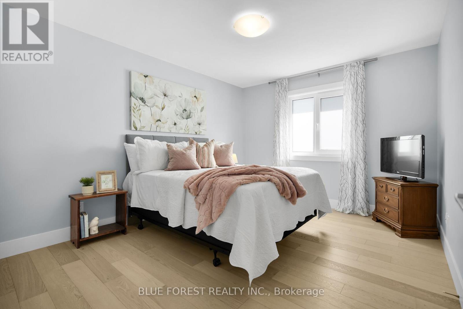 2190 Bakervilla Street, London South (South V), Ontario  N6P 0E5 - Photo 33 - X12447231