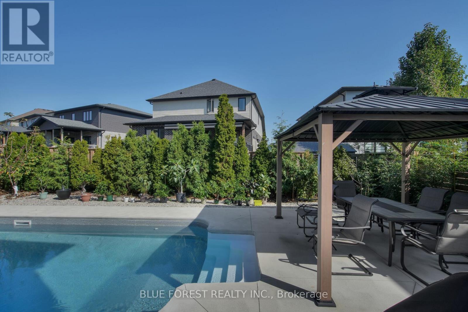 2190 Bakervilla Street, London South (South V), Ontario  N6P 0E5 - Photo 41 - X12447231