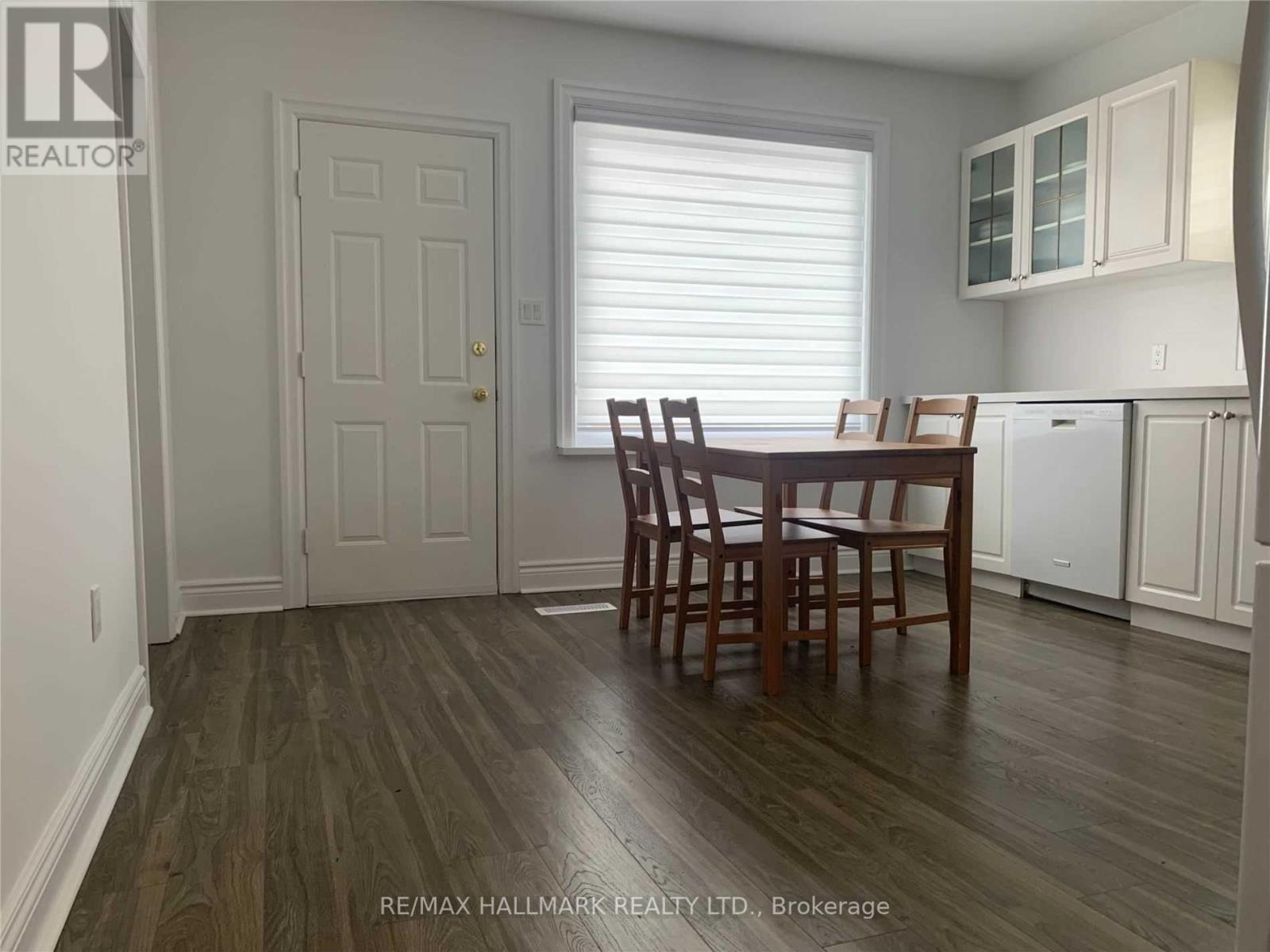 15 Patricia Avenue, Toronto, Ontario  M2M 1H9 - Photo 2 - C12446988