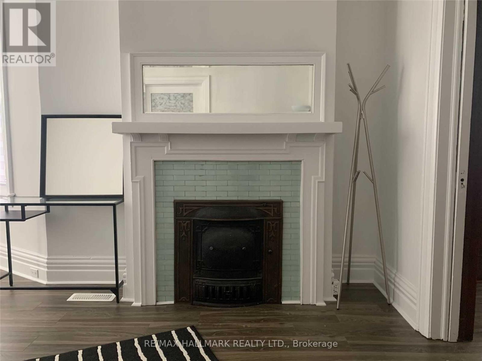 15 Patricia Avenue, Toronto, Ontario  M2M 1H9 - Photo 7 - C12446988