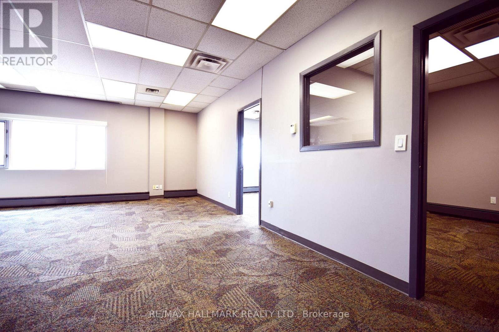 300 - 1200 Lawrence Avenue E, Toronto, Ontario  M3A 1E1 - Photo 10 - C12447014