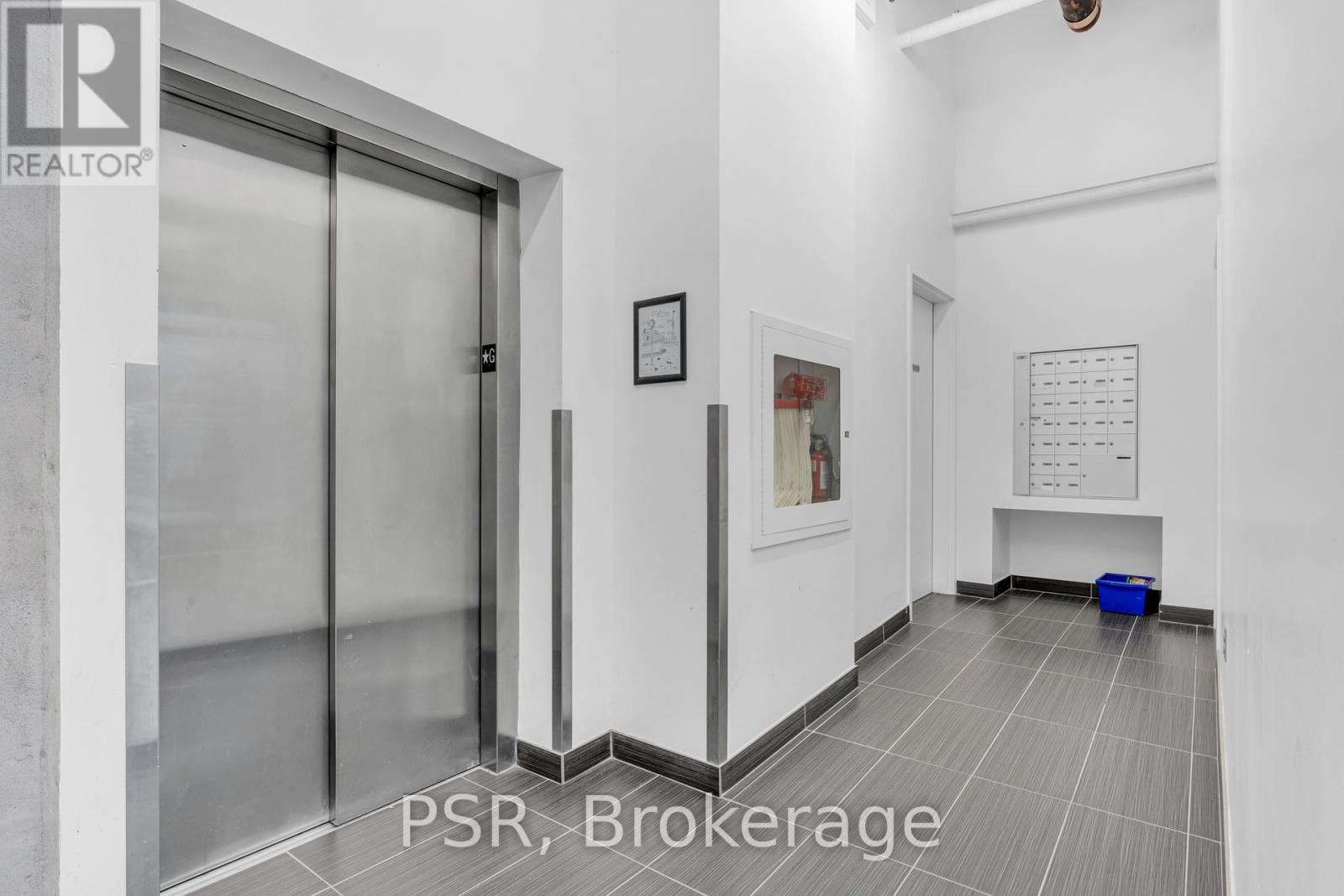 502 - 109 Wolseley Street, Toronto (Trinity-Bellwoods), Ontario  M6J 1K1 - Photo 5 - C12447042