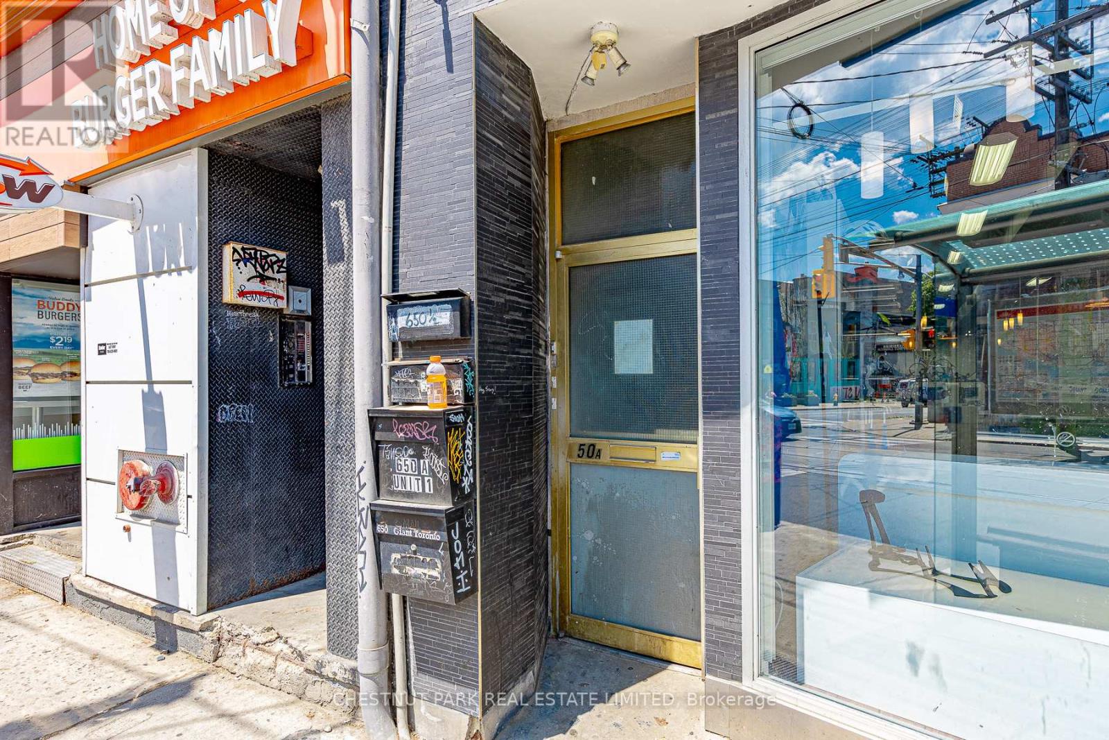 2 - 650a Queen Street W, Toronto, Ontario  M6J 1E4 - Photo 3 - C12447056