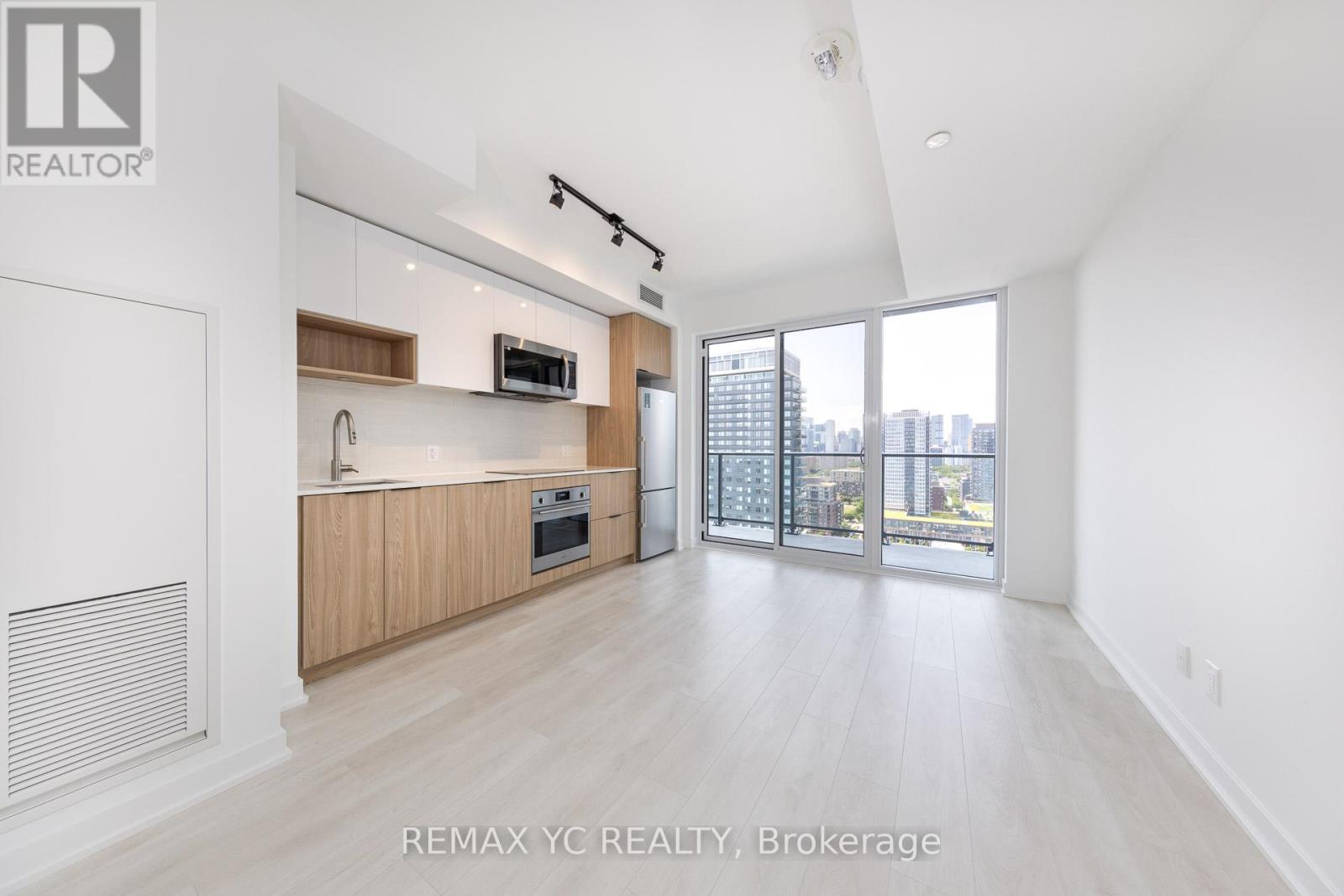 2207 - 5 Defries Street, Toronto, Ontario  M5A 0W7 - Photo 12 - C12447057