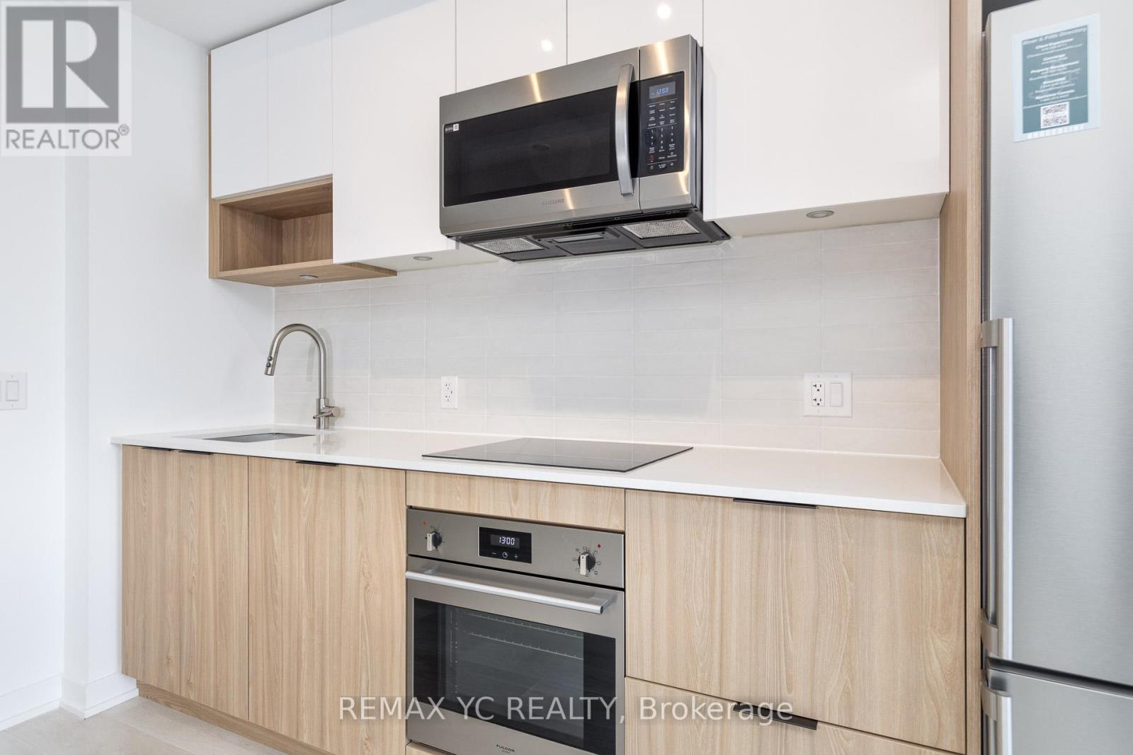 2207 - 5 Defries Street, Toronto, Ontario  M5A 0W7 - Photo 16 - C12447057