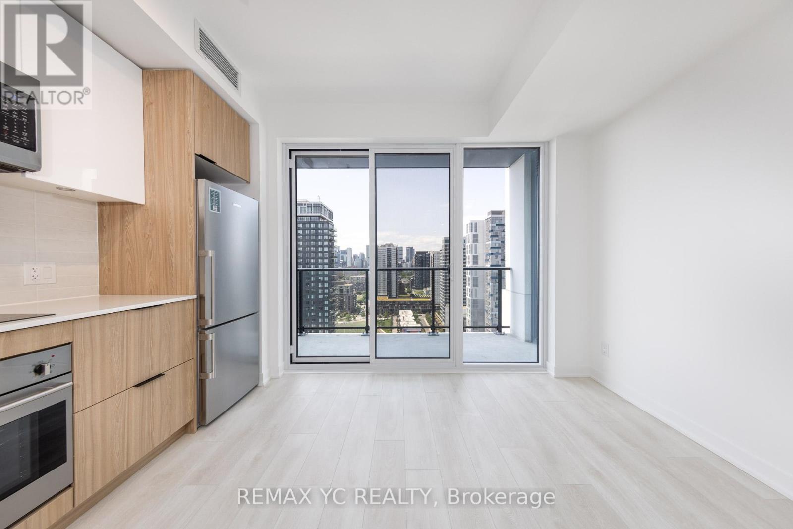 2207 - 5 Defries Street, Toronto, Ontario  M5A 0W7 - Photo 17 - C12447057