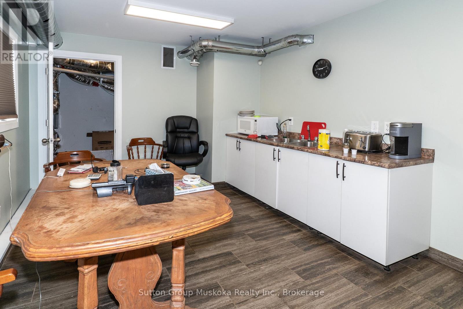 1891 Emsdale Road N, Perry, Ontario  P0A 1J0 - Photo 17 - X12447162