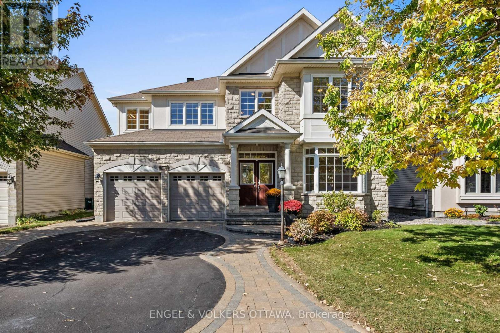 788 KILBIRNIE DRIVE, Ottawa, Ontario