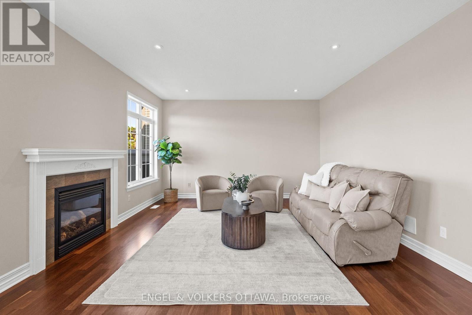 788 Kilbirnie Drive, Ottawa, Ontario  K2J 0M4 - Photo 13 - X12447104