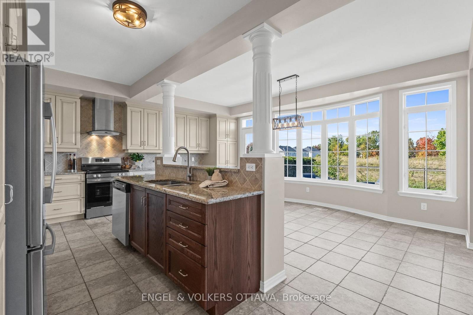 788 Kilbirnie Drive, Ottawa, Ontario  K2J 0M4 - Photo 15 - X12447104