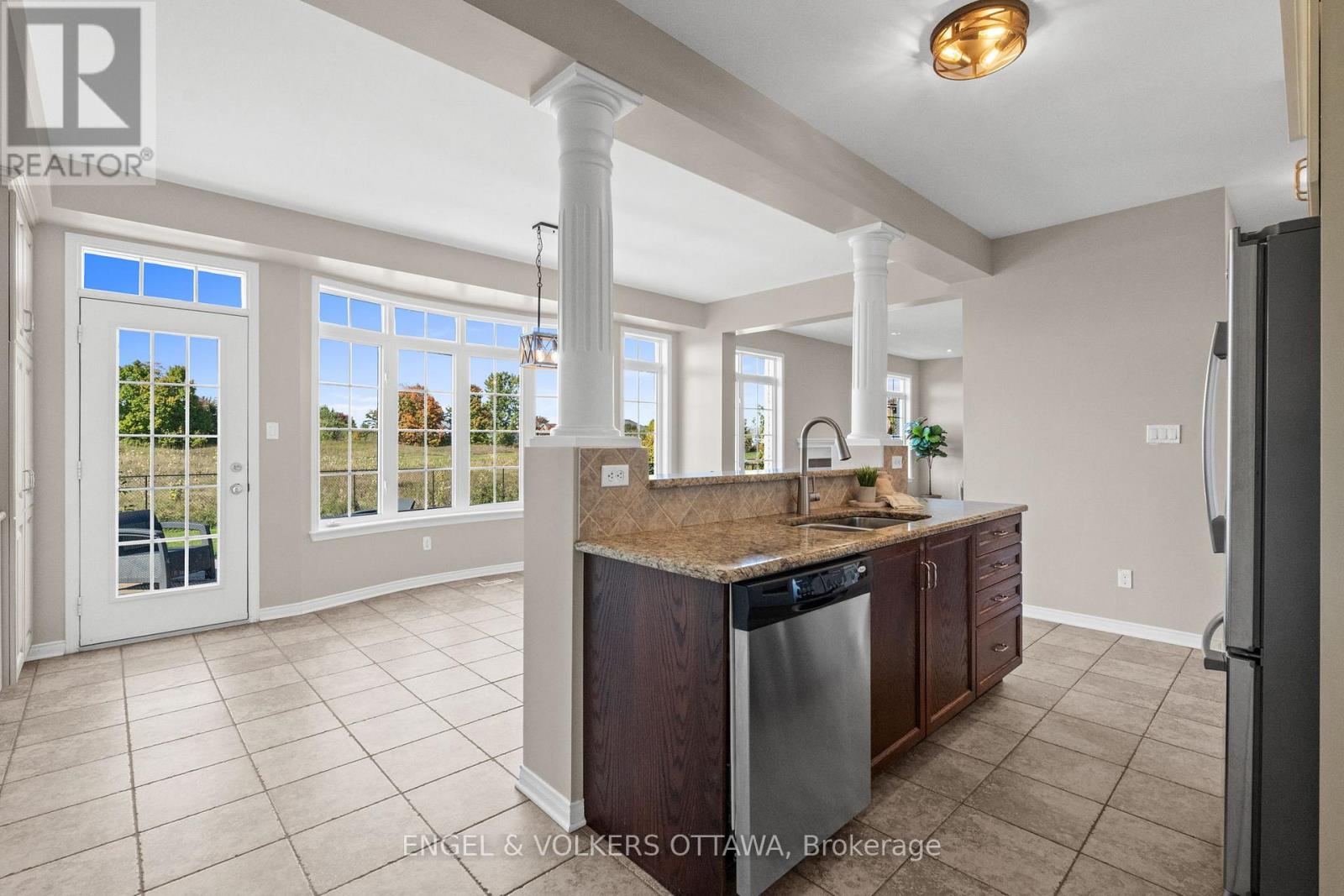 788 Kilbirnie Drive, Ottawa, Ontario  K2J 0M4 - Photo 17 - X12447104